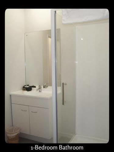 Browns Bay Olive Tree Motel & Apartment Okura Bush Luaran gambar